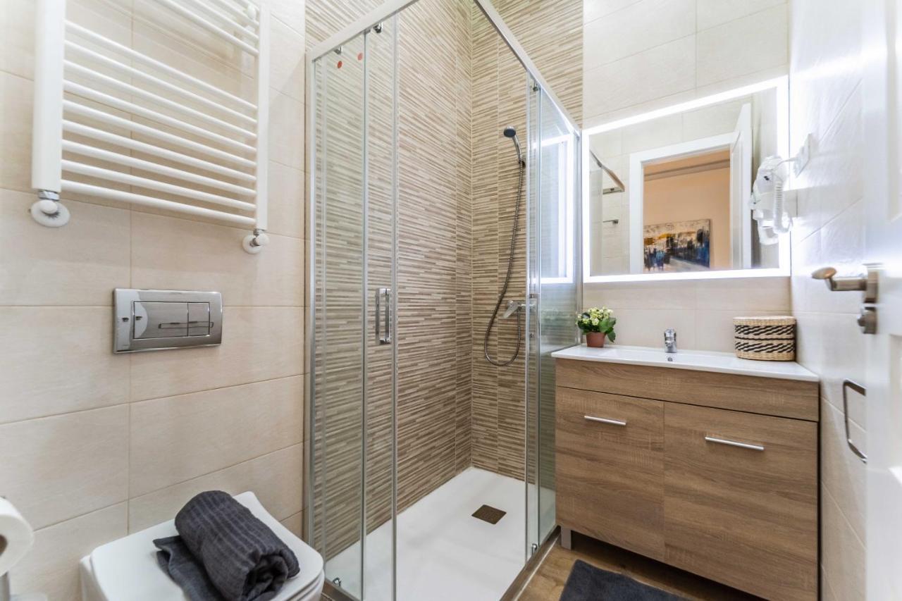 Exclusive Luxury Apartment In Central مدريد المظهر الخارجي الصورة